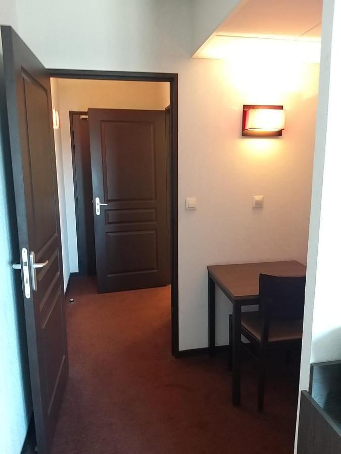 Studio Privatif Dans Hotel Residence Nimes Gare Exteriör bild